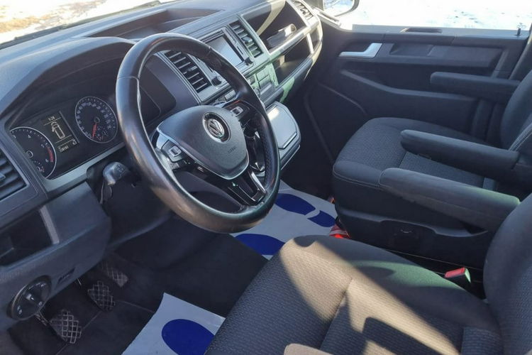 Volkswagen Multivan 2.0 TDI 150km / FV23% 73000 netto / Grzana szyba / ACC / 1 właściciel zdjęcie 7