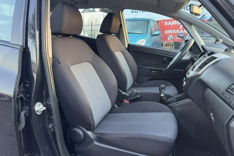 Kia Venga Klimatyzacja, 2 kpl. opon, Niski przebieg, Książka serwisowa zdjęcie 21