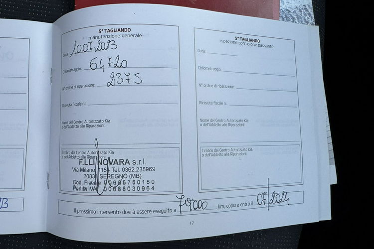 Kia Venga Klimatyzacja, 2 kpl. opon, Niski przebieg, Książka serwisowa zdjęcie 32
