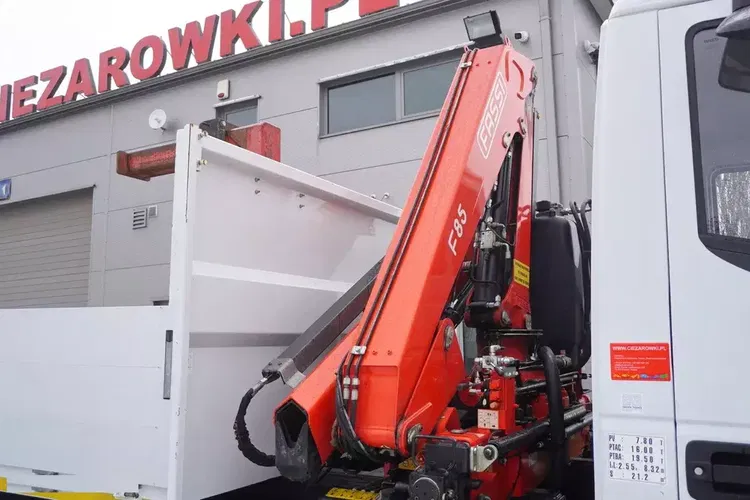 Iveco Eurocargo 160-210 E6 4X2 / 30 tys. km / Fassi F85B.0.22 zdjęcie 8