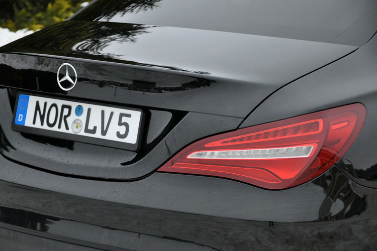 Mercedes CLA 200 1.6i(156KM) AMG Line Full Led Navi Klima Skóry 2xParkt I Wł Alu18"ASO zdjęcie 16