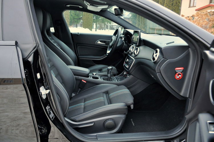 Mercedes CLA 200 1.6i(156KM) AMG Line Full Led Navi Klima Skóry 2xParkt I Wł Alu18"ASO zdjęcie 17
