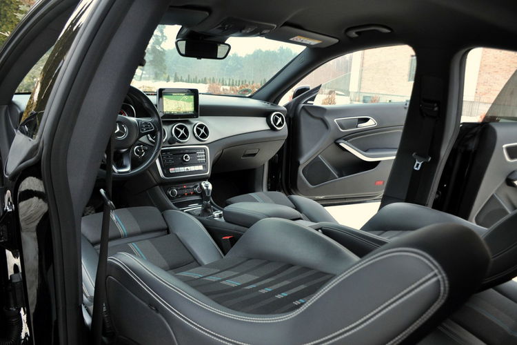 Mercedes CLA 200 1.6i(156KM) AMG Line Full Led Navi Klima Skóry 2xParkt I Wł Alu18"ASO zdjęcie 28