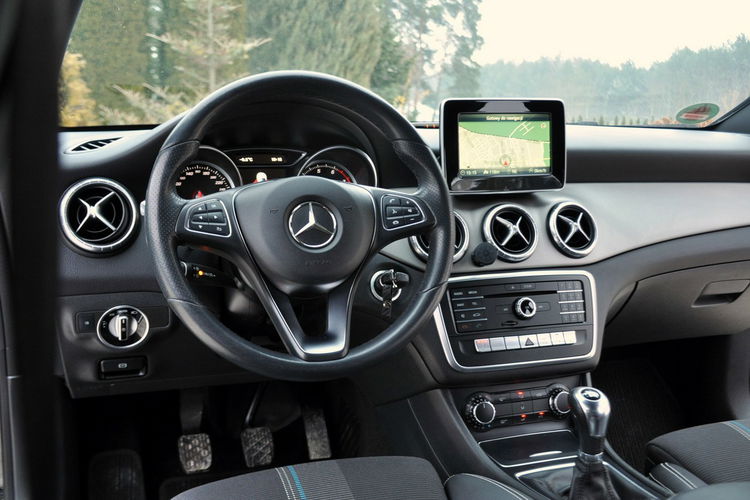 Mercedes CLA 200 1.6i(156KM) AMG Line Full Led Navi Klima Skóry 2xParkt I Wł Alu18"ASO zdjęcie 30