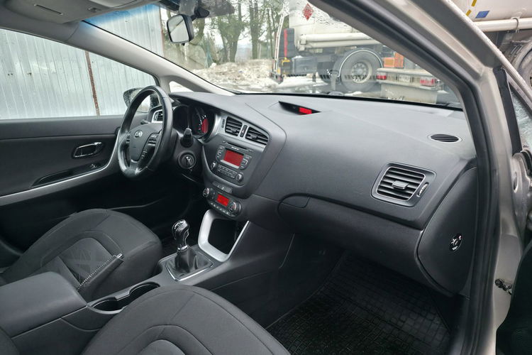 Kia Cee'd 1.4 Benzyna | | Gwarancja | Bogate wyposażenie | zdjęcie 9