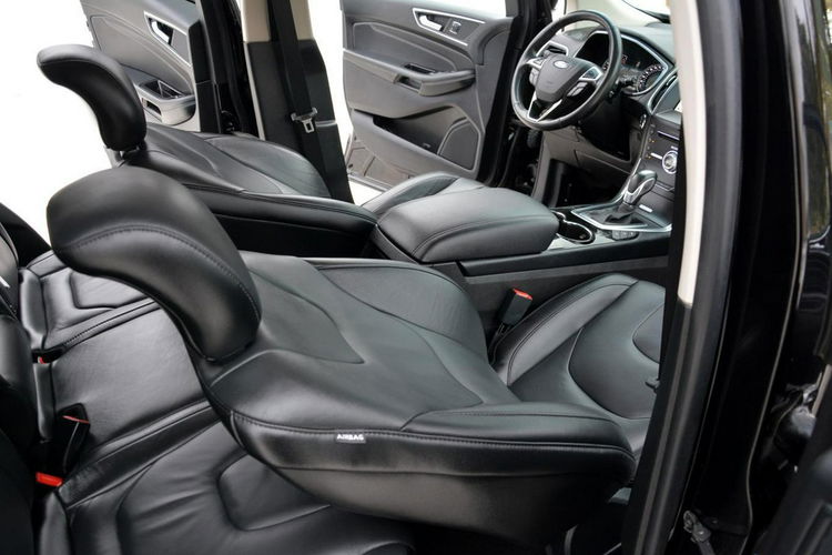 Ford EDGE Titanium Skóry Bi-Xenon Ledy Navi Kamera El klapa El. Fotele ASO Alu20 zdjęcie 21