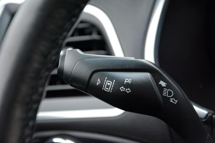 Ford EDGE Titanium Skóry Bi-Xenon Ledy Navi Kamera El klapa El. Fotele ASO Alu20 zdjęcie 31