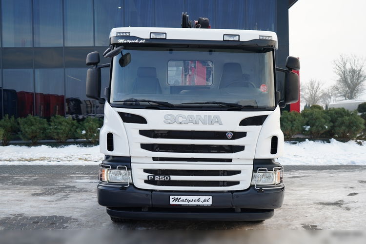 Scania P 250 / 4X2 / SIŁOWNIK DO WYWROTU /  + HDS HMF 635 K2 /  MAX WYSÓW 7 M / STEROWANIE RADIOWE / ROTATOR /  EURO 6  zdjęcie 11