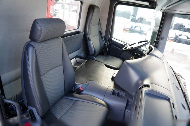 Scania P 250 / 4X2 / SIŁOWNIK DO WYWROTU /  + HDS HMF 635 K2 /  MAX WYSÓW 7 M / STEROWANIE RADIOWE / ROTATOR /  EURO 6  zdjęcie 46