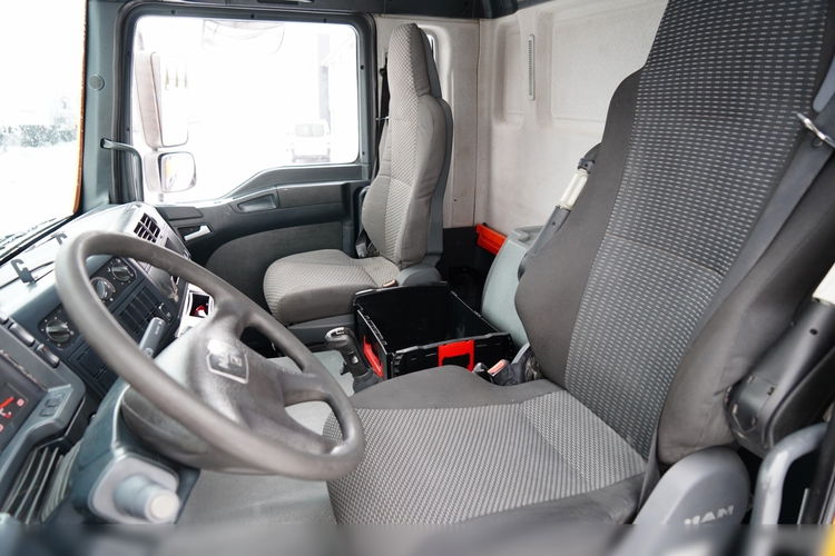 MAN TGA 35. 360 / 8x4 / LIEBHERR 9m3 / BETONOMIESZARKA / GRUSZKA / UAL / BETONIARKA zdjęcie 30