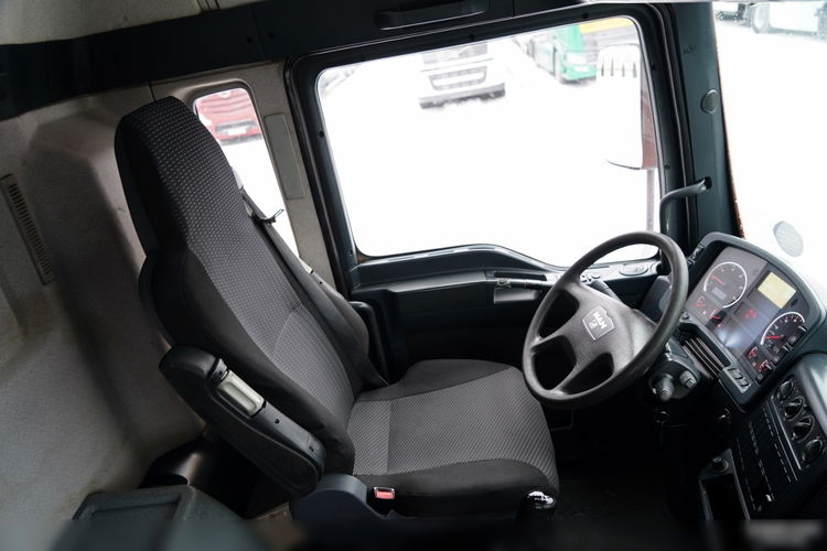 MAN TGA 35. 360 / 8x4 / LIEBHERR 9m3 / BETONOMIESZARKA / GRUSZKA / UAL / BETONIARKA zdjęcie 32