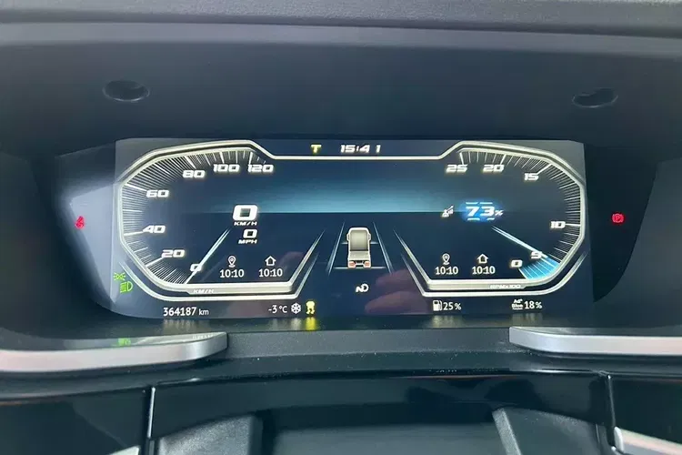 DAF XG 530 ZF INTARDER / KLIMA POST / ALUFELGI / TELEWIZOR / SALONKA zdjęcie 39