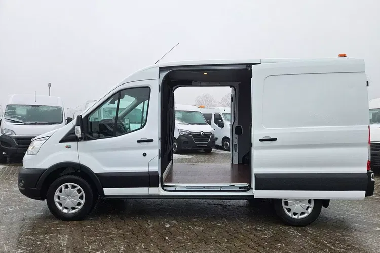 Ford transit L2H2 49900zł NETTO 2.0TdCi/170KM zdjęcie 10