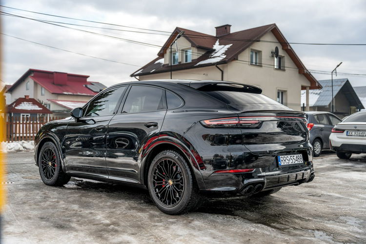 Porsche Cayenne GTS 4.0 V8 460KM / Black Edition / Sport Design / Carbon / Konwersja EU Fv zdjęcie 2