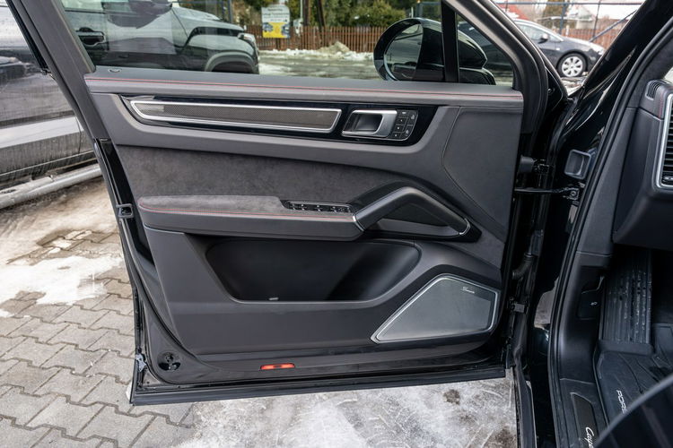 Porsche Cayenne GTS 4.0 V8 460KM / Black Edition / Sport Design / Carbon / Konwersja EU Fv zdjęcie 36
