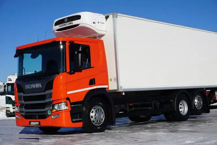 Scania / P 370 / E 6 / CHŁODNIA + WINDA / 18 PALET / RETARDER / OŚ SKRĘTNA zdjęcie 27