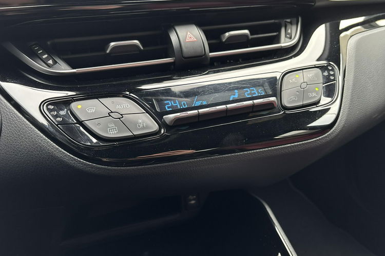 Toyota C-HR 1.8 HSD 122KM SELECTION, salon Polska, gwarancja zdjęcie 18