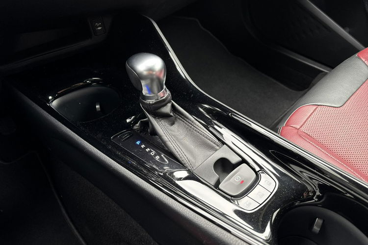 Toyota C-HR 1.8 HSD 122KM SELECTION, salon Polska, gwarancja zdjęcie 19