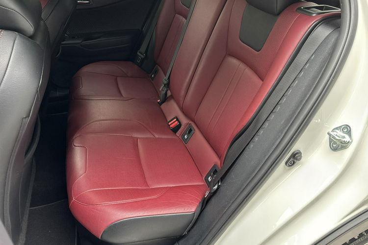 Toyota C-HR 1.8 HSD 122KM SELECTION, salon Polska, gwarancja zdjęcie 30