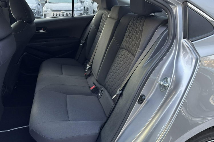 Toyota Corolla 1.8 HSD 122KM COMFORT STYLE TECH, salon Polska, gwarancja zdjęcie 17