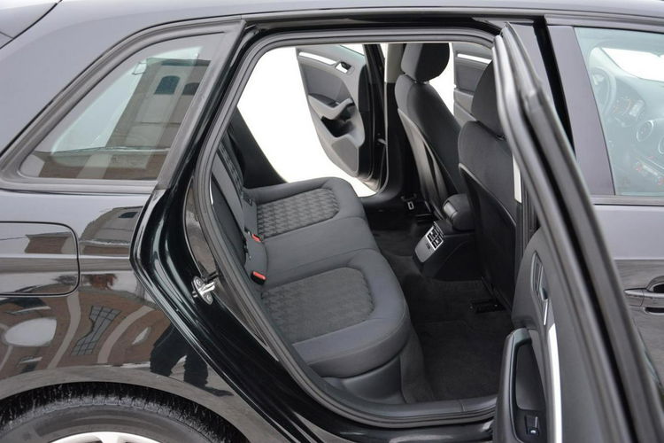 A3 Ledy Bi-Xenon Navi Klimatronic Parktronic Audi MMI Aso Audi Alu16 aso zdjęcie 17