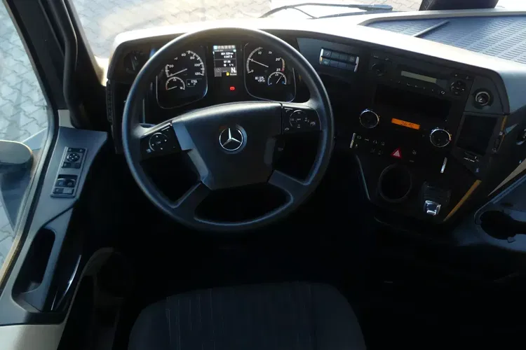 Mercedes ACTROS 1845 / EURO 6 / LOW DECK / AUTOMAT / IDEALNY STAN / zdjęcie 31