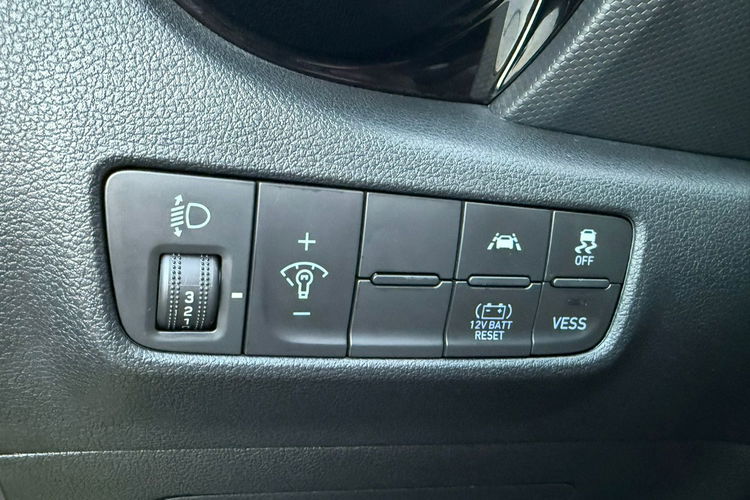 Hyundai Kona hybryda, automat, 40tys.km zdjęcie 20