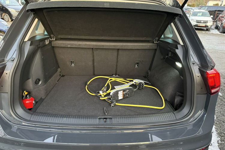 Volkswagen Tiguan Salon PL. Plug-in. Bezwypadkowy. Serwis ASO zdjęcie 13