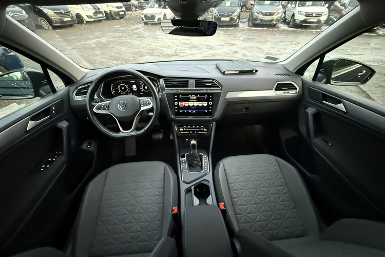 Volkswagen Tiguan Salon PL. Plug-in. Bezwypadkowy. Serwis ASO zdjęcie 29