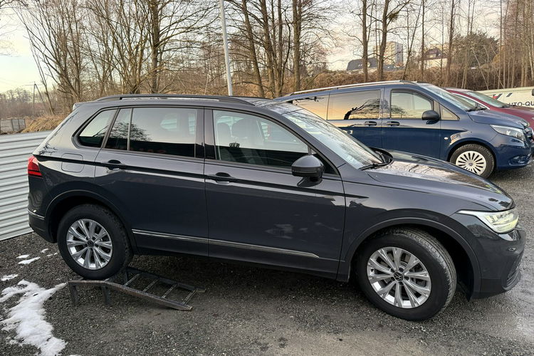 Volkswagen Tiguan Salon PL. Plug-in. Bezwypadkowy. Serwis ASO zdjęcie 5