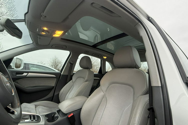 Audi Q5 2.0tdi quattro autoamy panorama full opcja full serwis 1.wl.1.rok.gwar zdjęcie 16