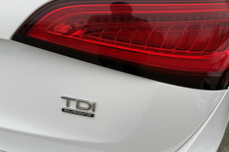 Audi Q5 2.0tdi quattro autoamy panorama full opcja full serwis 1.wl.1.rok.gwar zdjęcie 4