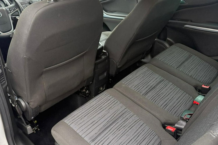 Opel Zafira 1.4 t 140 KM Stan BDB Malutki przebieg Gwarancja zdjęcie 16