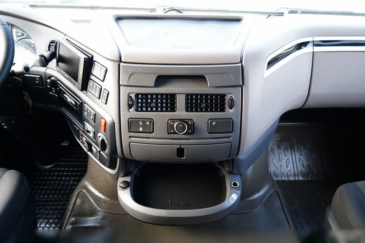 DAF XF 480 / LOW DECK / MEGA / REGULOWANE SIODŁO / 2021 / SSC / zdjęcie 33