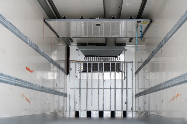 CHEREAU / CHŁODNIA / CARRIER VECTOR 1950 MT / MULTITEMPERATURA  / OŚ PODNOSZONA / SAF / KOSZ NA PALETY zdjęcie 17