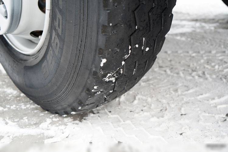 Mercedes -BENZ AROCS 4151 / 8X8 / WYWROTKA TYLNOZSYPOWA / HYDROKLAPA / 6 M / AUTOMAT / EURO 6 zdjęcie 25