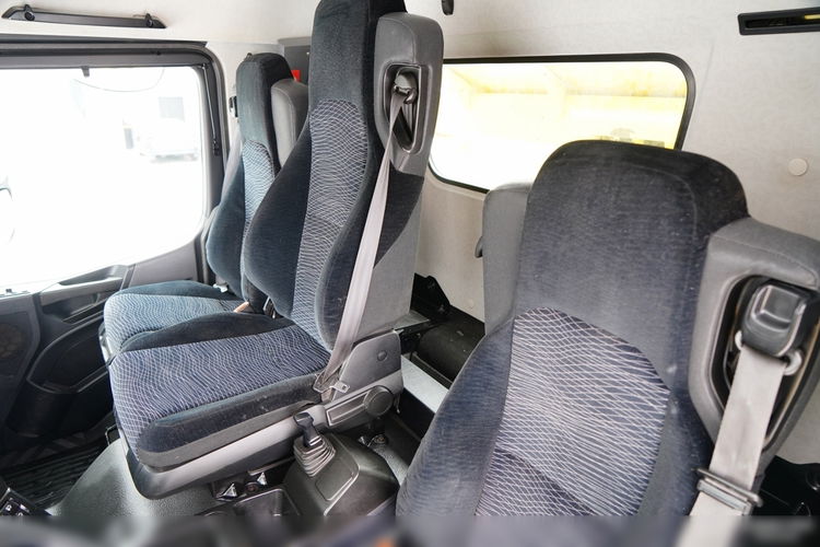 Mercedes -BENZ AROCS 4151 / 8X8 / WYWROTKA TYLNOZSYPOWA / HYDROKLAPA / 6 M / AUTOMAT / EURO 6 zdjęcie 34