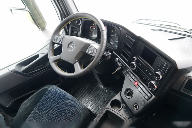 Mercedes -BENZ AROCS 4151 / 8X8 / WYWROTKA TYLNOZSYPOWA / HYDROKLAPA / 6 M / AUTOMAT / EURO 6 zdjęcie 37