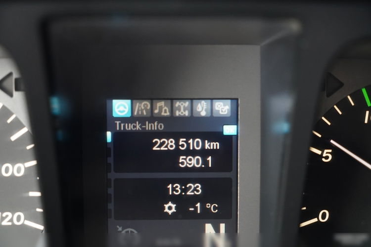 Mercedes -BENZ AROCS 4151 / 8X8 / WYWROTKA TYLNOZSYPOWA / HYDROKLAPA / 6 M / AUTOMAT / EURO 6 zdjęcie 48