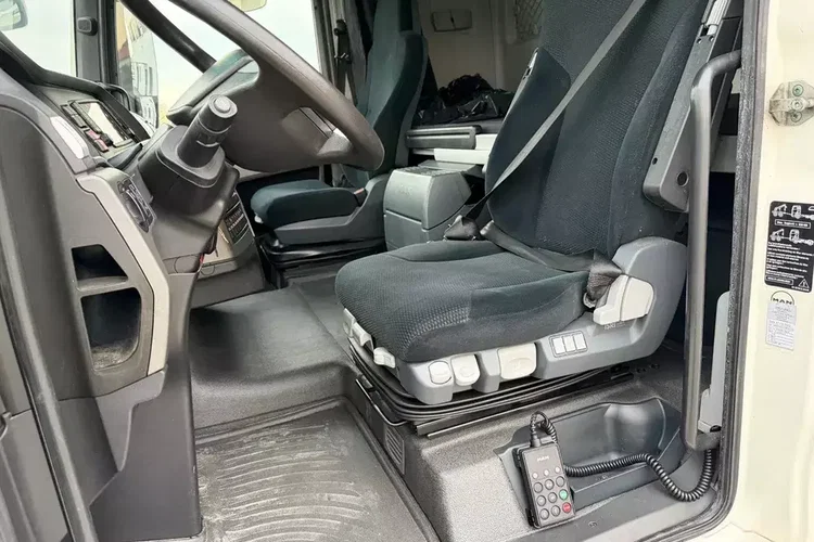 MAN TGX XXL 26.440 PUSCHER / 3 OSIE / 6x2 zdjęcie 10