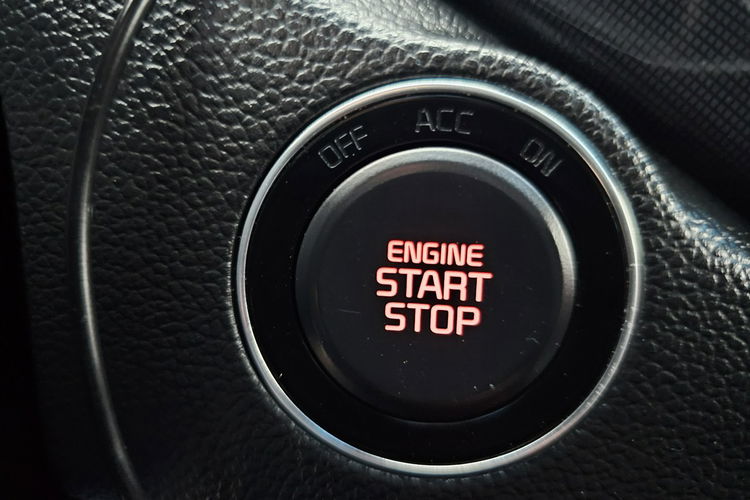 Kia Carens Grzane fotele i kierownica, kamera, 7 osobowy zdjęcie 29