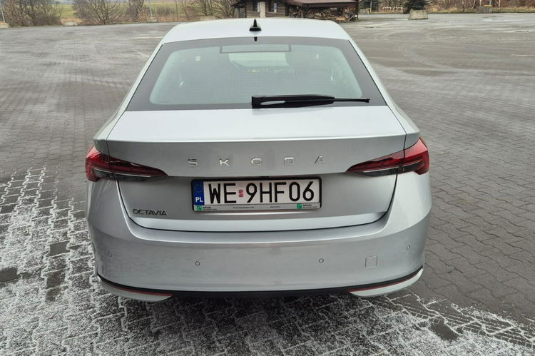 Skoda Octavia 1.5 TSI 150 KM Automat Salon Polska przebieg: 2340 km zdjęcie 8