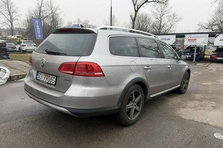 Volkswagen Passat Alltrack Klimatronic 2-stref, Skóra, Podgrz. fotele, 2 kpl. kół, Navi, Xenon zdjęcie 11