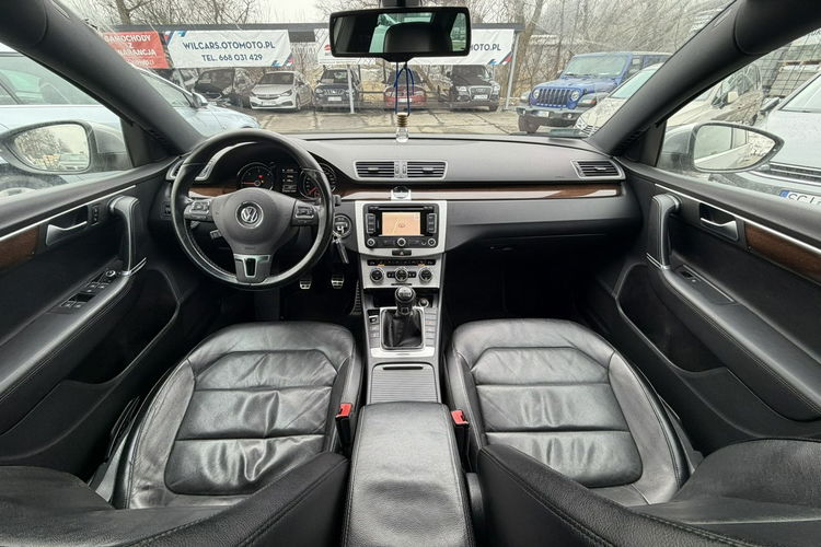 Volkswagen Passat Alltrack Klimatronic 2-stref, Skóra, Podgrz. fotele, 2 kpl. kół, Navi, Xenon zdjęcie 13