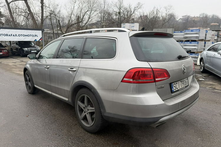 Volkswagen Passat Alltrack Klimatronic 2-stref, Skóra, Podgrz. fotele, 2 kpl. kół, Navi, Xenon zdjęcie 8