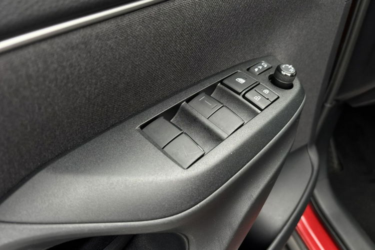 Toyota Yaris Cross 1.5 HSD 116KM COMFORT STYLE TECH, salon Polska, gwarancja, FV23% zdjęcie 24