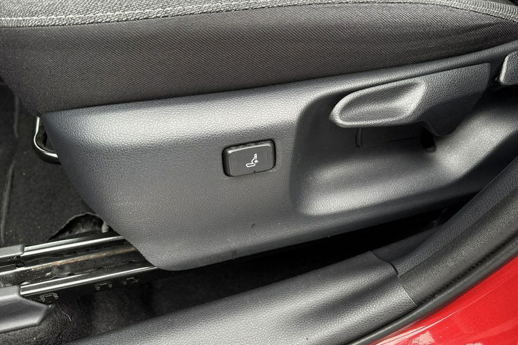 Toyota Yaris Cross 1.5 HSD 116KM COMFORT STYLE TECH, salon Polska, gwarancja, FV23% zdjęcie 25