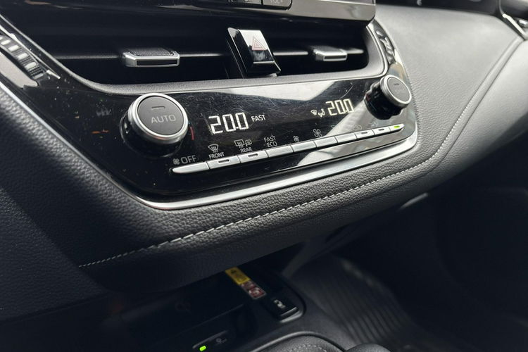 Toyota Corolla 1.8 Hybrid 140KM STYLE, salon Polska, gwarancja, FV23% zdjęcie 15