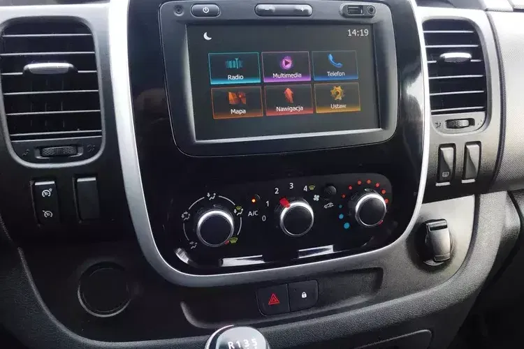 Renault TRAFIC zdjęcie 10