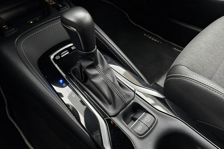 Toyota Corolla 1.8 Hybrid 140KM STYLE, salon Polska, gwarancja, FV23% zdjęcie 15